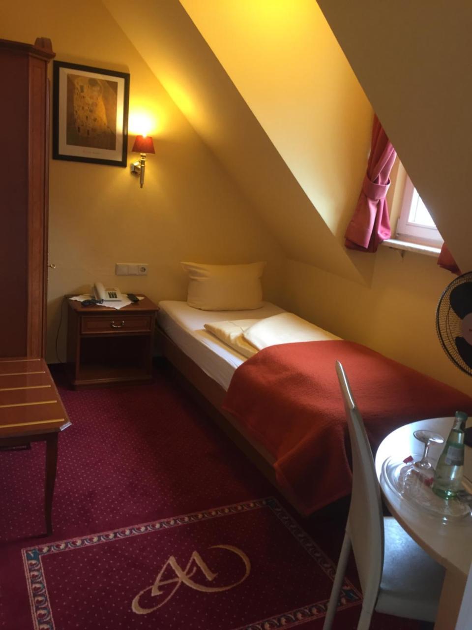Hotel Garni Wiestor Uberlingen Eksteriør billede